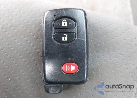 2011 Toyota Prius Two z USA, uszkodzony, nr VIN JTDKN3DUXB1368322